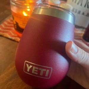Yeti wine tumbler